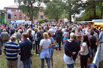 Rund 1500 Besucher waren am Wochenende zum LoxRock nach Loxstedt gekommen. Foto:...