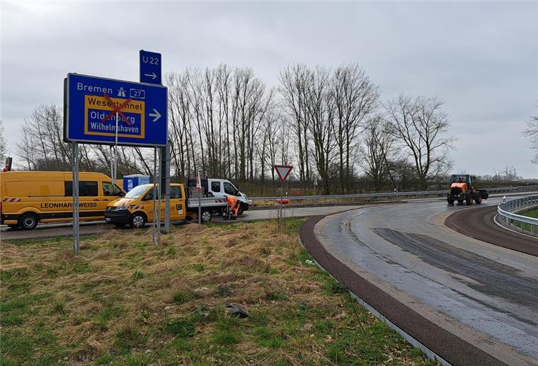 Bauarbeiten beendet: A27-Abfahrt Bremerhaven-Süd bei Nesse wird nun freigegeben Rund zwei Jahre lang kam es an der Anschlussstelle Bremerhaven-Süd zu Bauarbeiten und Sperrungen.