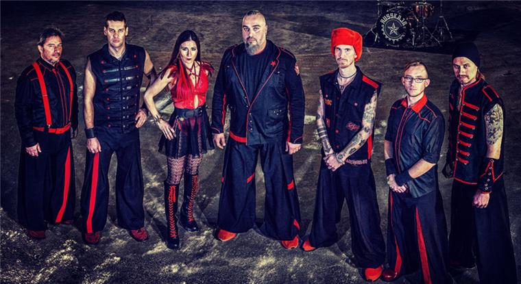 Deichbrand: Diese Band eröffnet am Donnerstag das Festival Russkaja spielen beim Deichbrand 2019.
