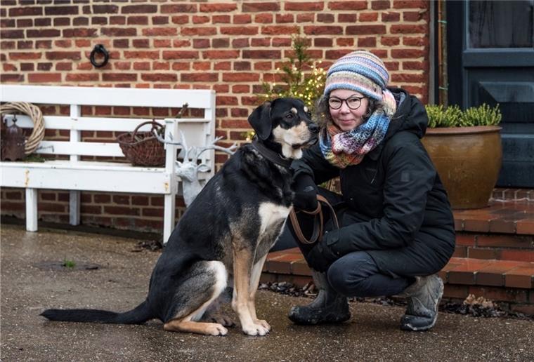 Sabine Ruppel möchte mit einer eigenen Hundeschule nun neue Wege gehen. Der Fokus soll auf schwierigen Hunden wie ihrem eigenen Hund Coffee liegen.