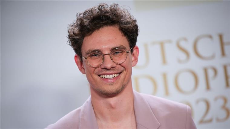 Sänger Kamrad liebt das Popstar- und Kleinstadtleben.