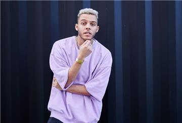 Sänger Malik Harris ist als Halbamerikaner stolz auf den neuen Papst.