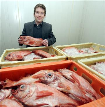 Samuel Samuelsson hat zwei Leidenschaften: Fußball und Fisch - vor allem für den Rotbarsch.