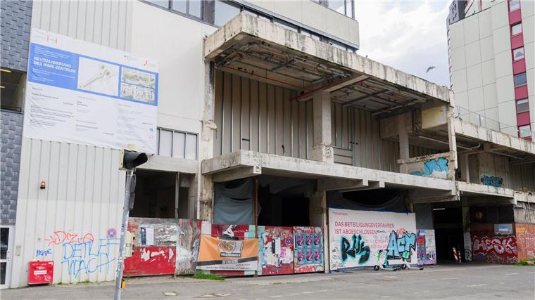 Sanierungsbedürftige Betonstrukturen im Ihme-Zentrum in Hannover.
