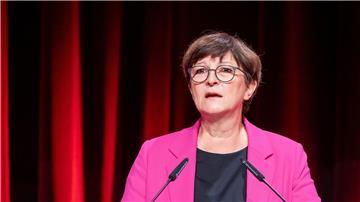Saskia Esken, Bundesvorsitzende der SPD, spricht beim Bundeskongress der Jungsozialisten (Jusos).