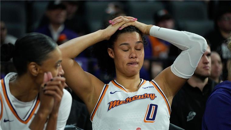 Ohne verletzte Sabally: Phoenix verliert Finals gegen Aces Satou Sabally konnte im vierten Spiel wegen einer Gehirnerschütterung nicht spielen.