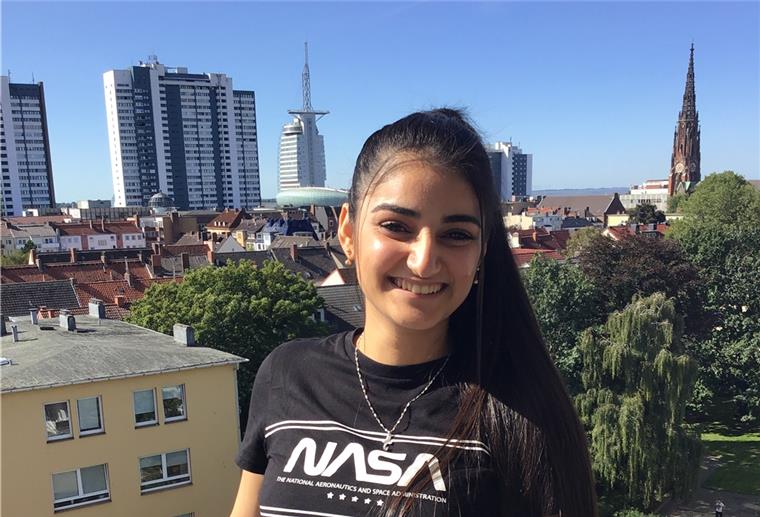 Saveen Kassem liebt Bremerhaven über alles, sagt die 20-Jährige, die 2015 aus Syrien geflüchtet war.