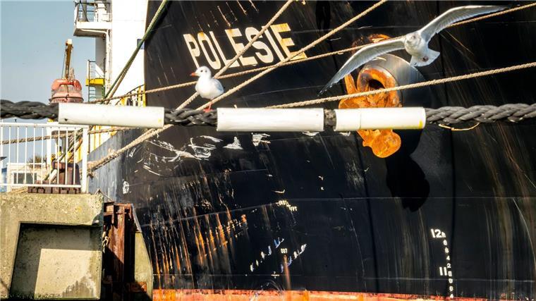 Schäden am Frachtschiff „Polesie“ nach dem Zusammenstoß mit dem Frachter „Verity“.