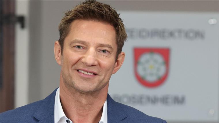 Schauspieler Igor Jeftić denkt nicht ans Aufhören bei den „Rosenheim-Cops“. (Archivbild)