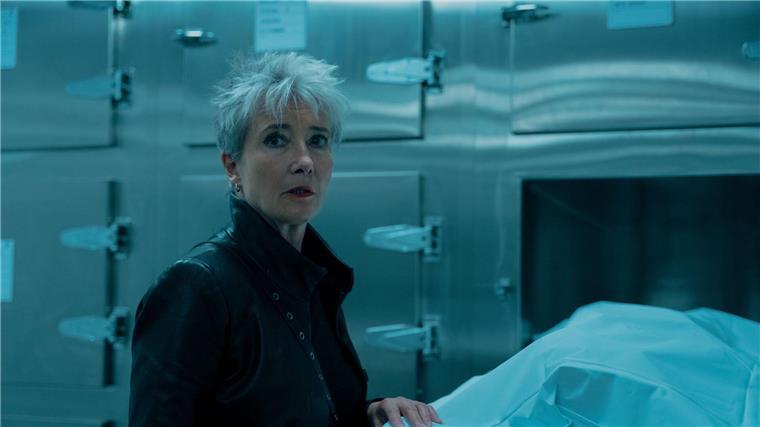 Schauspielerin Emma Thompson spielt in der Serie  „Down Cemetery Road“. 