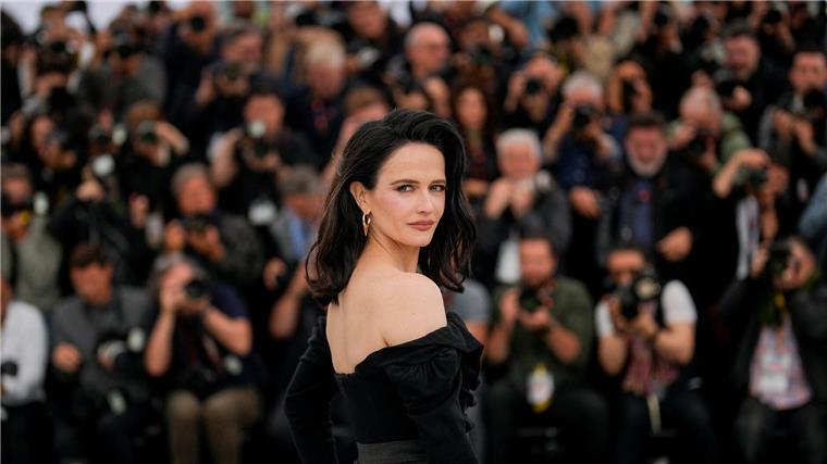 Filmfestspiele in Cannes eröffnet Schauspielerin Eva Green sitzt in der Jury beim Filmfestival in Cannes.