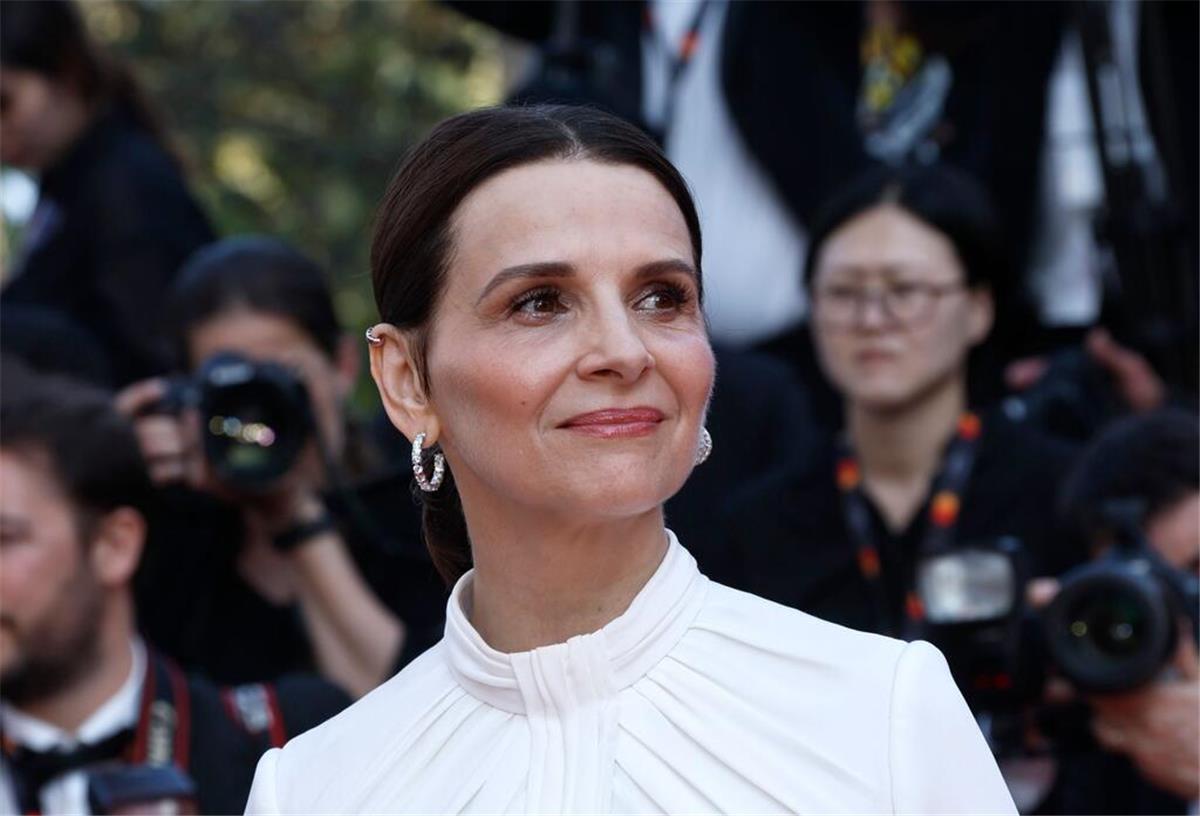 Schauspielerin Binoche: Habe lernen müssen, Nein zu sagen Schauspielerin Juliette Binoche berichtet über sexuelle Belästigung und übergriffiges Verhalten an Filmsets in den 1980er- und 1990er-Jahren.