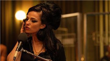 Schauspielerin Marisa Abela als Amy Winehouse.