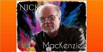 Schlagersänger Nick MacKenzie kommt nach Bremerhaven und singt in der "Musiktruhe".