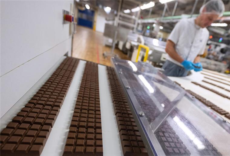 Schokoladen-Produktion bei der Firma Ritter Sport