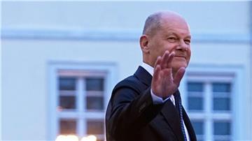 Scholz fordert eine sorgfältige Prüfung eines möglichen Verbotsverfahrens gegen die AfD. (Archivbild)