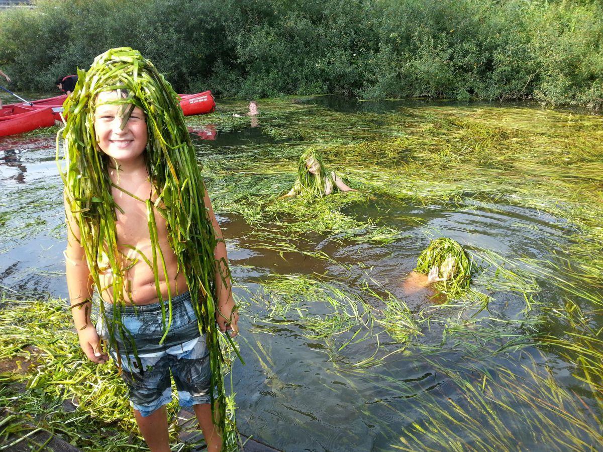128 Veranstaltungen im Beverstedter Sommerferienprogramm Schon das vergangene Sommerferienprogramm machte den Kindern Spaß: Bei der Paddel-Tour wurde beim Baden aus Michel Zundel aus Lunestedt ein richtiger Wassermann.