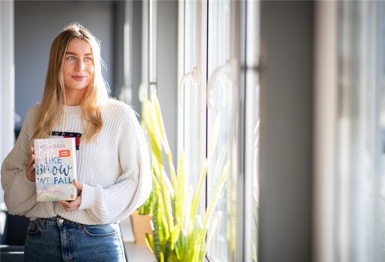 Buch von Bremerhavener Autorin landet auf Bestseller-Liste Autorin Ayla Dade