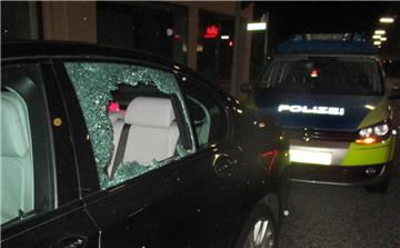 Schon wieder eine Autoscheibe kaputt. Aber beim sechsten Aufbruch  war für den Straftäter Feierabend.