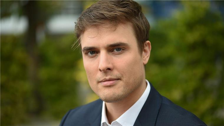 Constantin Schreiber verabschiedet sich von der „Tagesschau“ Schreiber kennen viele auch als Autor. (Archivbild)