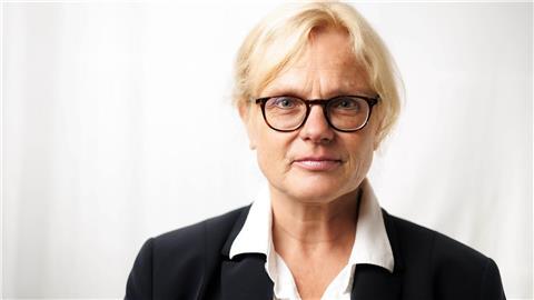 Schriftstellerin Karen Duve in den Räumen des Galiani Verlages.
