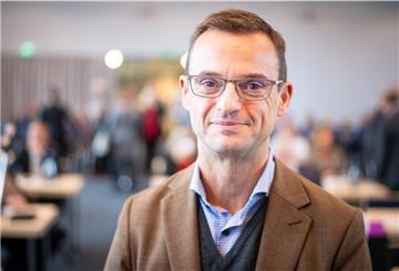 Schuldezernent Michael Frost