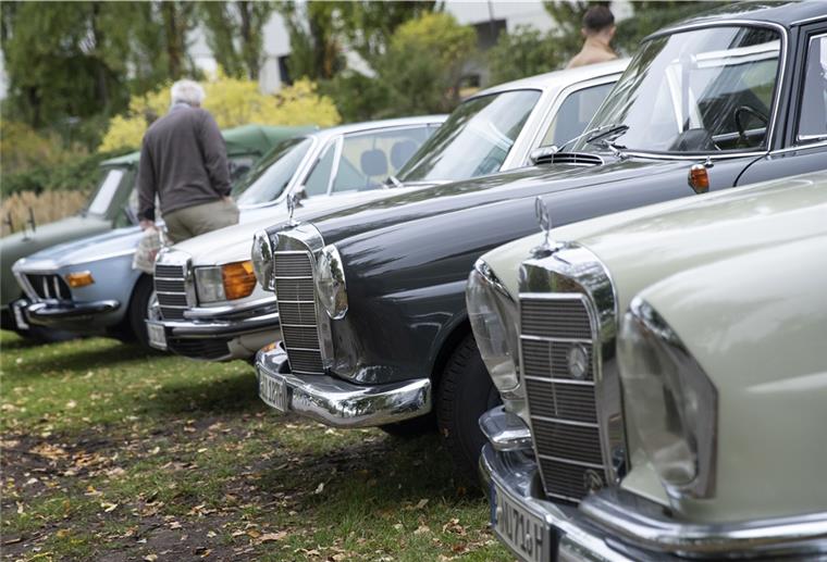 Schutz für die Schätzchen: Für Oldtimer gibt es spezielle Versicherungsmöglichkeiten. 