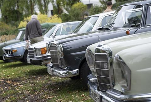 Schutz für die Schätzchen: Für Oldtimer gibt es spezielle Versicherungsmöglichkeiten. 