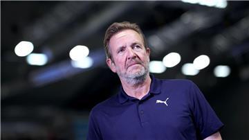 Schwalb ist bei seinem Trainer-Comeback mit dem HC Erlangen im DHB-Pokal ausgeschieden.