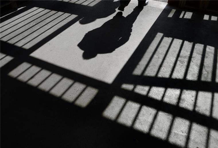 Platzmangel in Gefängnissen: Schweden plant Kooperation mit Estland Schweden plant wegen Platzmangels in Gefängnissen, Häftlinge nach Estland zu verlegen.