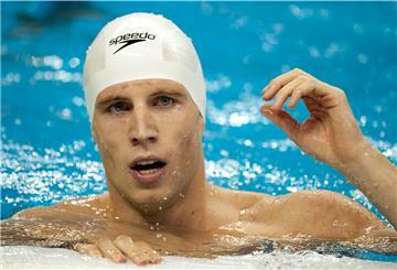 Schwimmer Hendrik Feldwehr musste 2012 erleben, dass Olympia auch bittere Seiten hat.