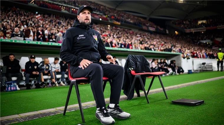 Führich schießt VfB ins Achtelfinale: 2:1 gegen Lautern Sebastian Hoeneß ärgerte der Elfmeterpfiff.