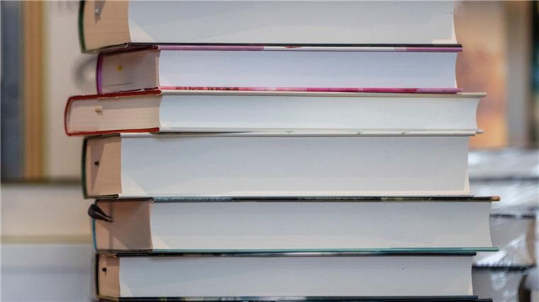 Sechs Finalisten für den Deutschen Buchpreis gekürt Sechs Autorinnen und Autoren können auf den Deutschen Buchpreis hoffen.