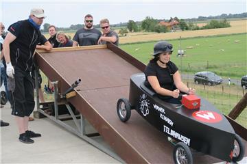 Seifenkistenrennen in Feldhausen 2019.