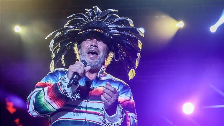 Seine Auftritte sind einfach ein Spaß: Sänger Jason „Jay“ Kay von Jamiroquai. (Archivbild)