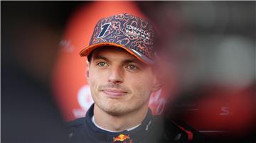 Seine Ausstiegsklausel greift nicht: Weltmeister Max Verstappen.