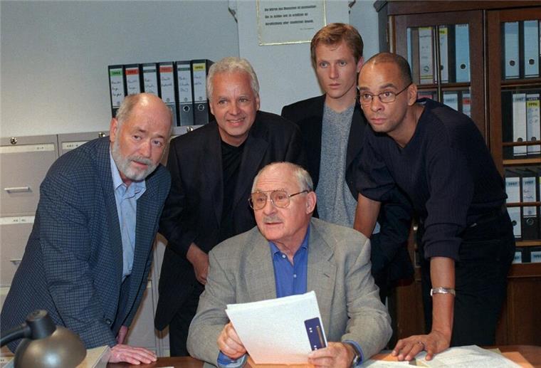 Trauer um den „Alten“ - Rolf Schimpf ist tot Seine Rolle als „Der Alte“ machte Schimpf weltweit bekannt.
