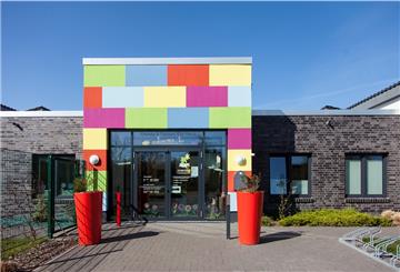 Seit 2016 gibt es das Kinderhospiz-Haus an der Franz-Rotter-Allee in Cuxhaven. Aktuell ist der Betrieb wegen Corona nur eingeschränkt möglich.