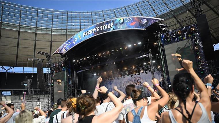 Tausende Musikfans kommen zum Lollapalooza Seit 2018 ist das Olympiagelände der Ort für das Lollapalooza.