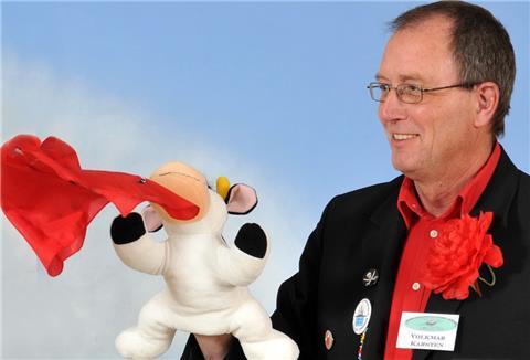 Seit 40 Jahren zaubert Volkmar Karsten. Am meisten Spaß machen ihm Shows für Kinder.