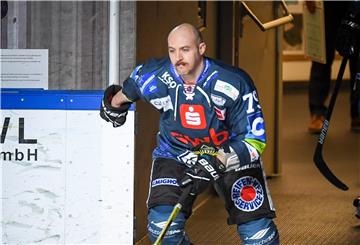 Seit dieser Saison spielt Mitch Wahl für die Fischtown Pinguins Bremerhaven. Der Stürmer ist schnell eine echte Verstärkung geworden.