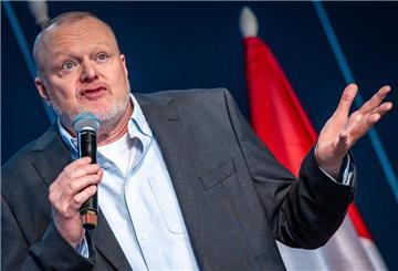 Seit einem Jahr wieder im Fernsehen: Stefan Raab. (Archivbild)