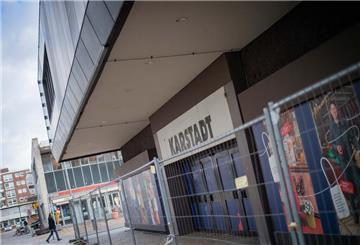 Seit einem Monat läuft der Abriss des Karstadt-Gebäudes in der Bremerhavener Innenstadt. Nun gibt es auch einen Investor, der zudem exklusiv an seinen Plänen für das Grundstück arbeiten kann.