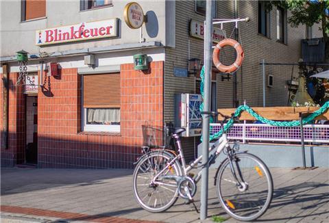 Seit Mitte November 2023 ist das „Blinkfeuer“ in der Bussestraße geschlossen - es soll aber bald ein neues „Blinky“ geben.