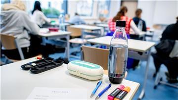 Seit Montag sind die Sommerferien an Schulen in Niedersachsen und Bremen wieder vorbei. (Archivbild)