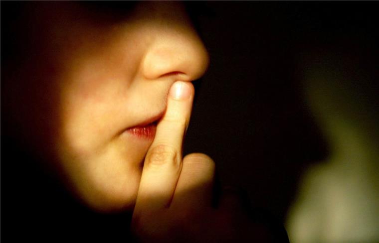 Selbst ein „Guten Morgen“ oder „Tschüss“ kam kaum über seine Lippen. Die Angst, mit Fremden zu sprechen, war für einen Neunjährigen aus dem nördlichen Kreis Cuxhaven zu groß. 