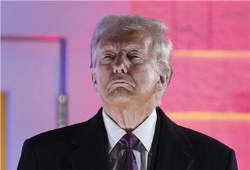 Der designierte US-Präsident Donald Trump hat seinen eigenen Meme-Coin "$TRUMP" gestartet.