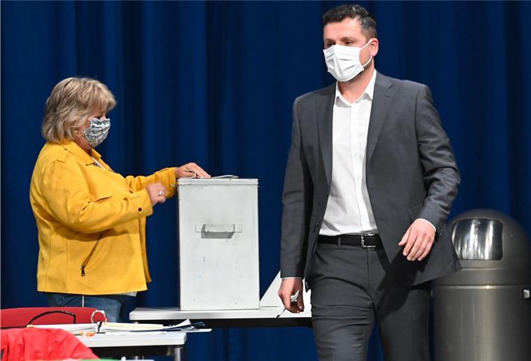 Selcuk Caloglu nach der geheimen Abstimmung zu seinem Stadtratposten.