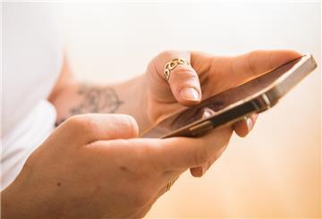 Sicherheits-Update bei Gmail: Google verabschiedet sich von SMS-Codes und bringt eine neue Login-Methode. 