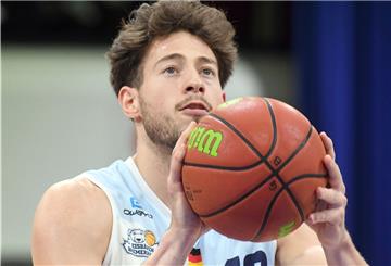 Sid-Marlon Theis wird in der kommenden Saison nicht mehr für die Eisbären Bremerhaven spielen.